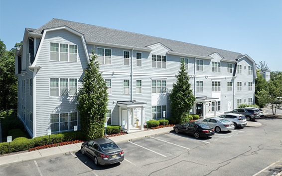 Colonial Pointe Luxury building at 558 Colonial Road